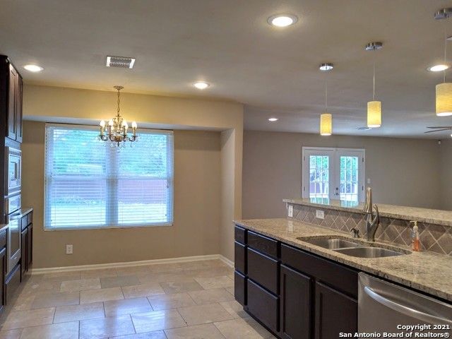 219 Rua De Matta St, San Antonio, TX 78232