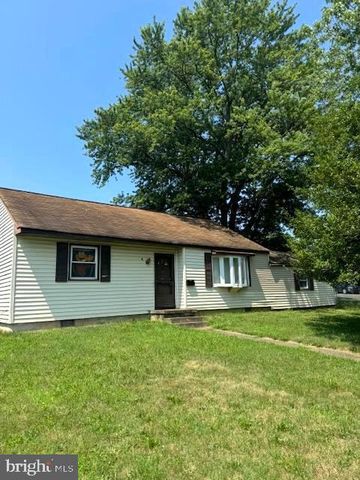 4 MARK DRIVE, New Castle, DE 19720