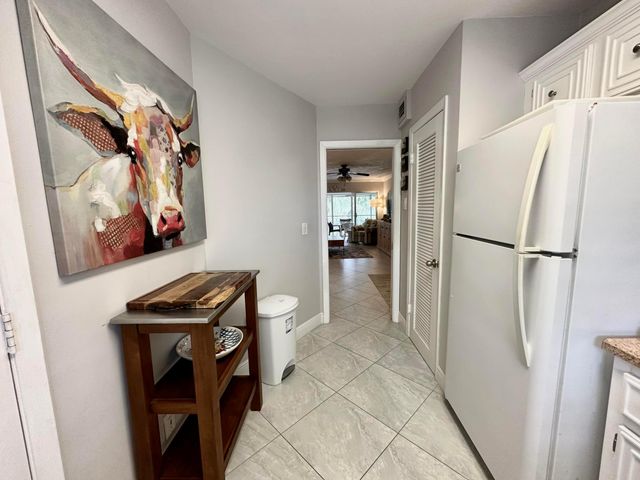 6 GARDEN Street 204P, Tequesta, FL 33469
