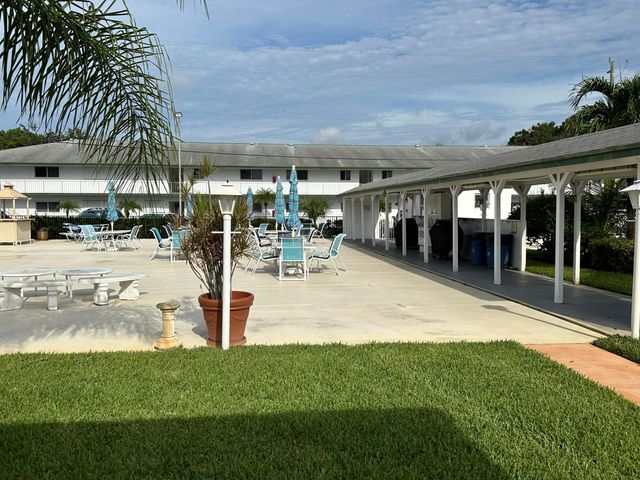 6 GARDEN Street 204P, Tequesta, FL 33469