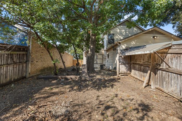 2706 Bridge Lake Drive, Irving, TX 75060