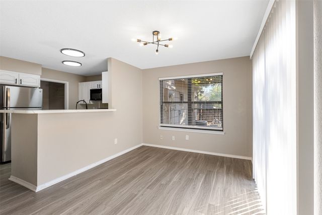 2706 Bridge Lake Drive, Irving, TX 75060