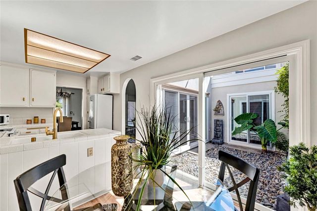 16 Woodpine Drive, Irvine, CA 92604