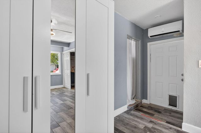 2811 NE 9th Terrace, Pompano Beach, FL 33064