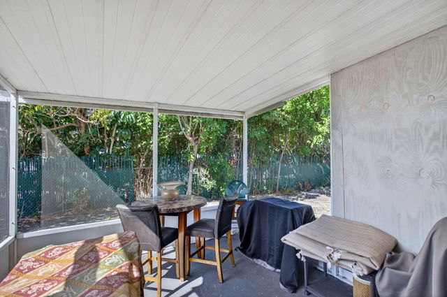 2811 NE 9th Terrace, Pompano Beach, FL 33064