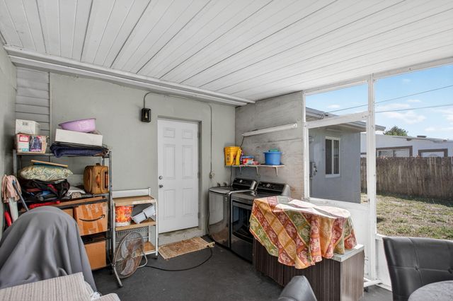 2811 NE 9th Terrace, Pompano Beach, FL 33064