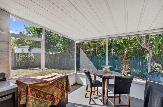 2811 NE 9th Terrace, Pompano Beach, FL 33064