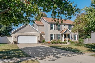 1505 Paddington Drive, Bloomington, IL 61704