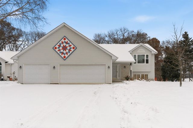 1325 Driving Park Road, Stillwater, MN 55082