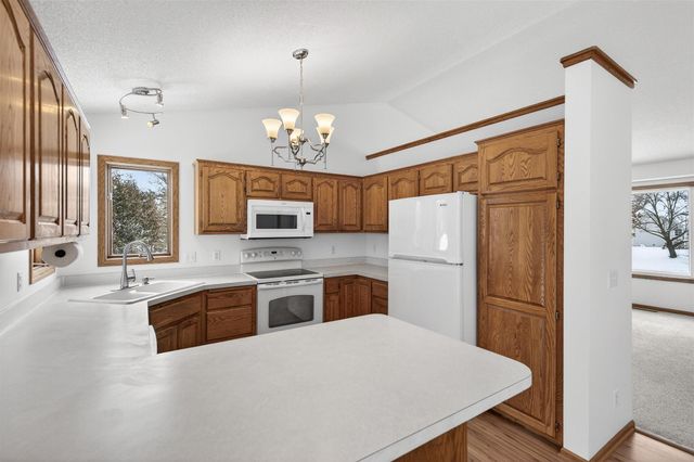 1325 Driving Park Road, Stillwater, MN 55082