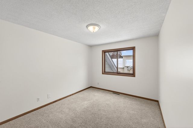 1325 Driving Park Road, Stillwater, MN 55082