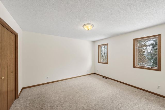 1325 Driving Park Road, Stillwater, MN 55082