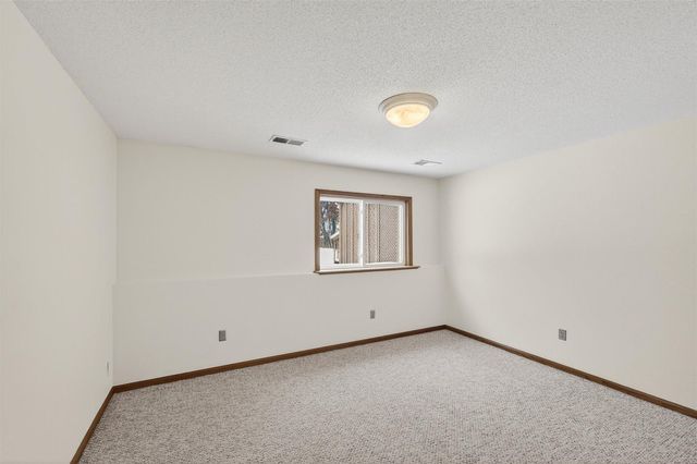 1325 Driving Park Road, Stillwater, MN 55082