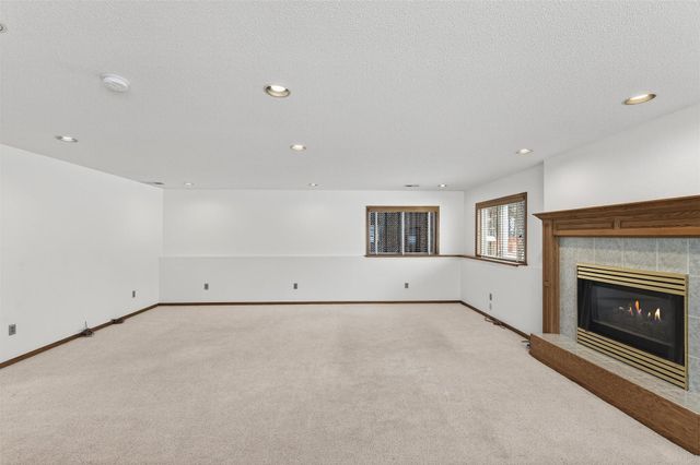 1325 Driving Park Road, Stillwater, MN 55082