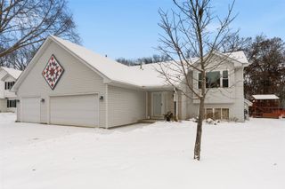 1325 Driving Park Road, Stillwater, MN 55082
