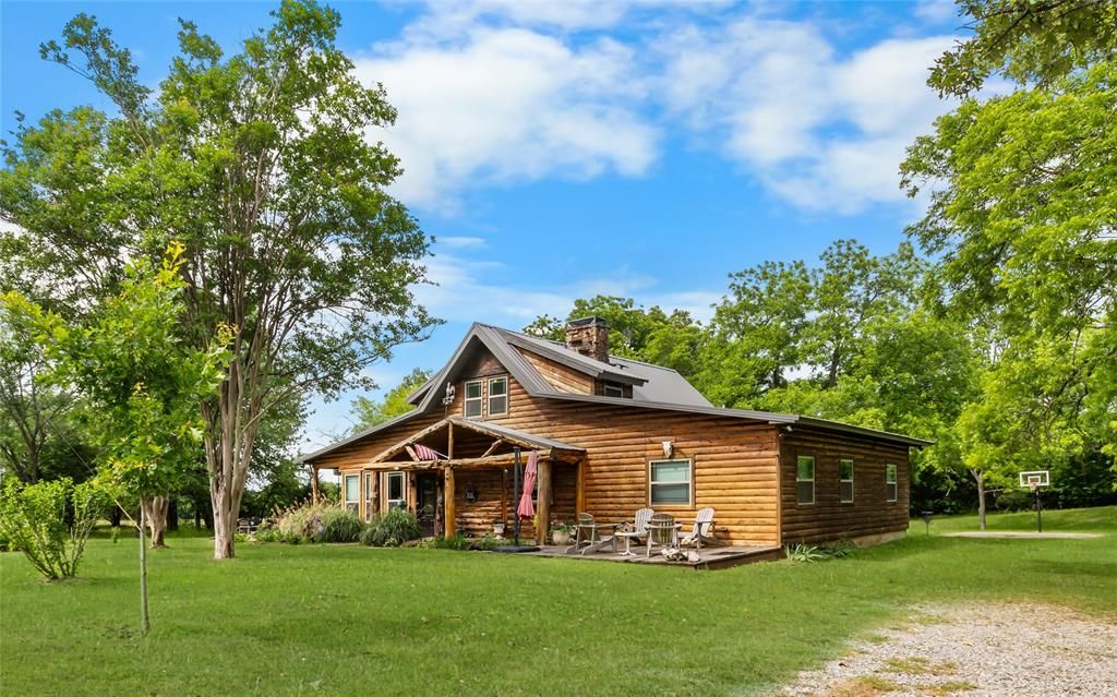 775 Caddo Hills Road, Caddo, OK 74729