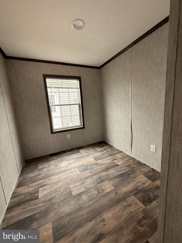 12 JEFFERSON COURT, Millville, NJ 08332