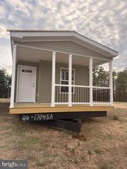 12 JEFFERSON COURT, Millville, NJ 08332