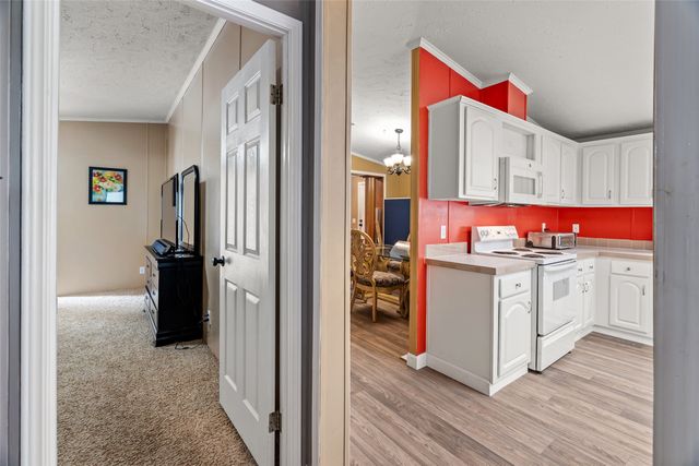 307 Brazos Harbor Drive, Granbury, TX 76048