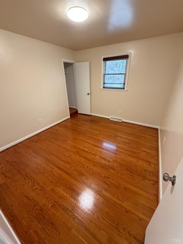 106 Bryant Road, Lynchburg, VA 24502