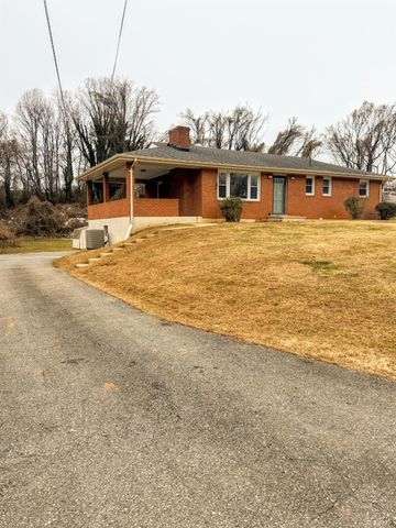 106 Bryant Road, Lynchburg, VA 24502