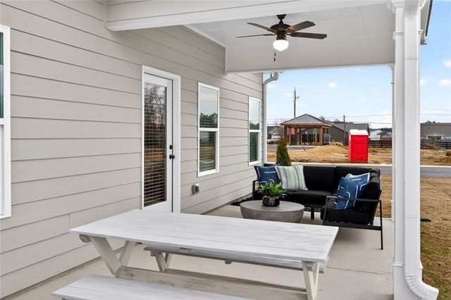 8 Hart Drive, Rome, GA 30165