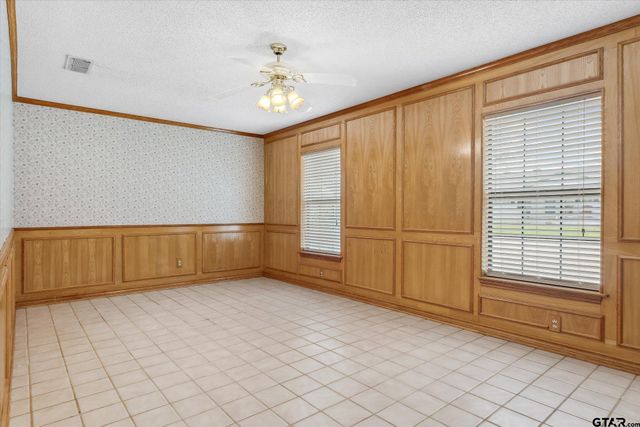 302 Erwin, Edgewood, TX 75117