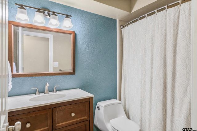 302 Erwin, Edgewood, TX 75117