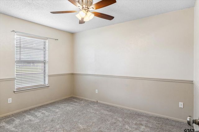 302 Erwin, Edgewood, TX 75117