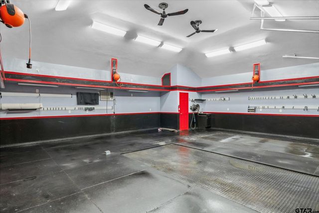 302 Erwin, Edgewood, TX 75117