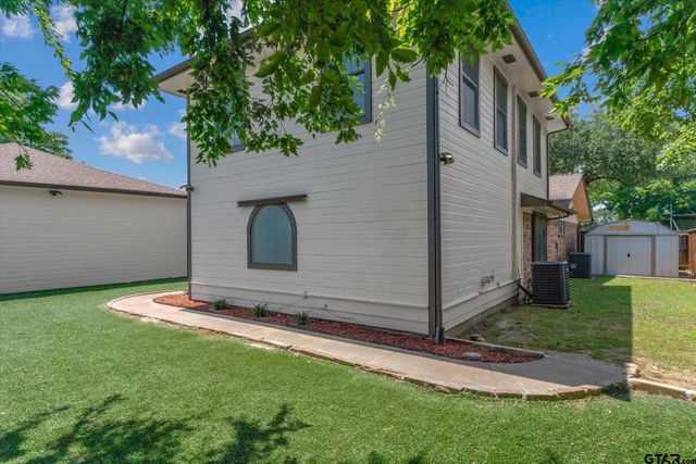 302 Erwin, Edgewood, TX 75117