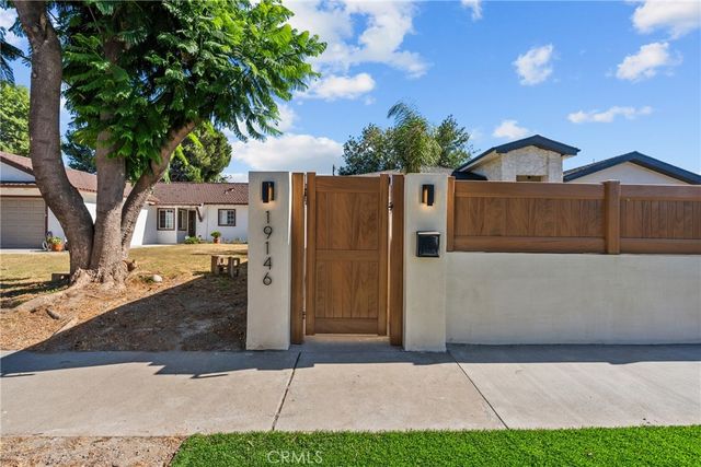 19146 Keswick, Reseda, CA 91335