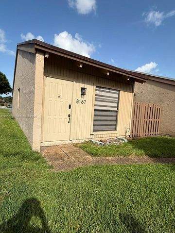 8167 SW 24th Street, Davie, FL 33324