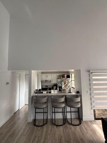 8167 SW 24th Street, Davie, FL 33324