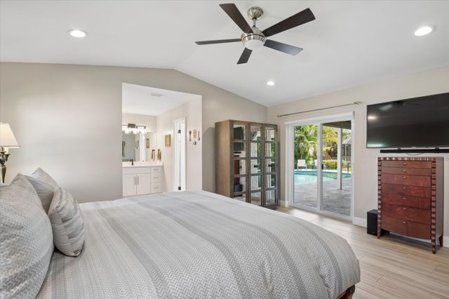 1078 NW 96th Avenue, Plantation, FL 33322