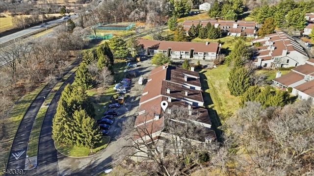 4 The Crescent, Union Twp., NJ 08809