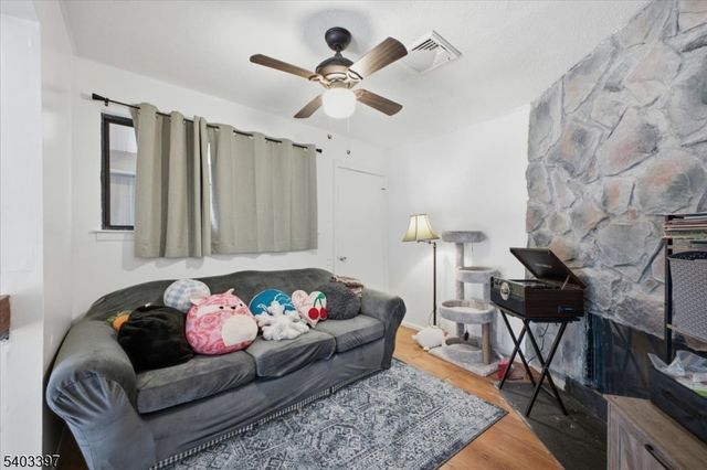 4 The Crescent, Union Twp., NJ 08809