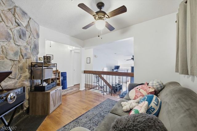 4 The Crescent, Union Twp., NJ 08809