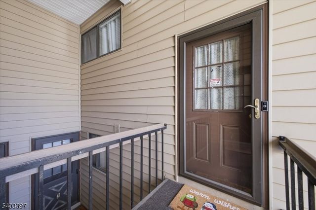 4 The Crescent, Union Twp., NJ 08809