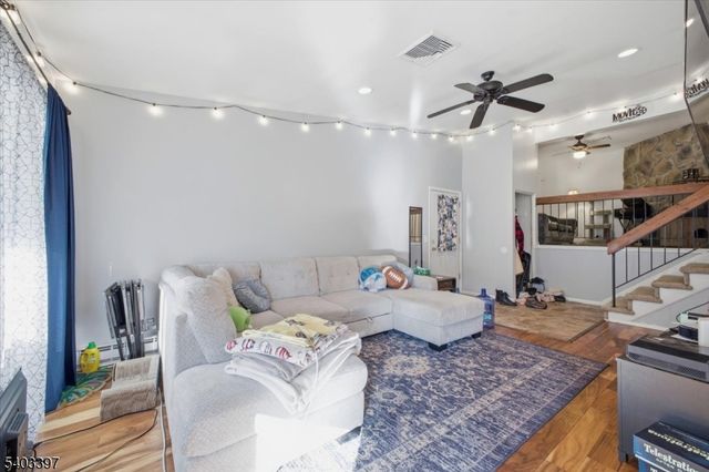 4 The Crescent, Union Twp., NJ 08809