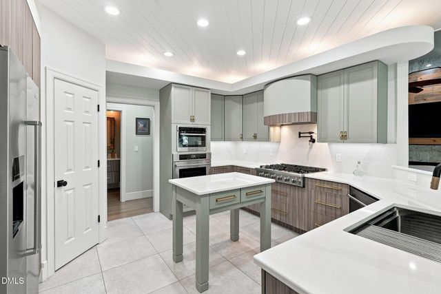 101 Charleston Drive, Clayton, NC 27527