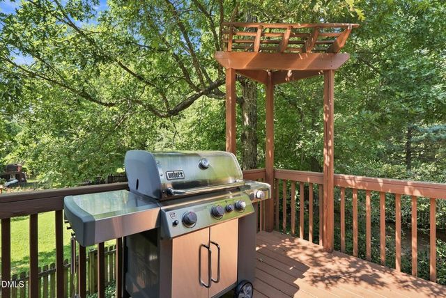 101 Charleston Drive, Clayton, NC 27527
