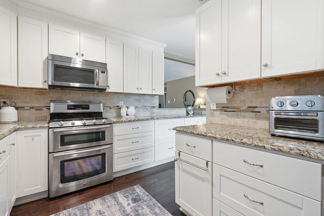 1554 Waterford Drive, Lewisville, TX 75077