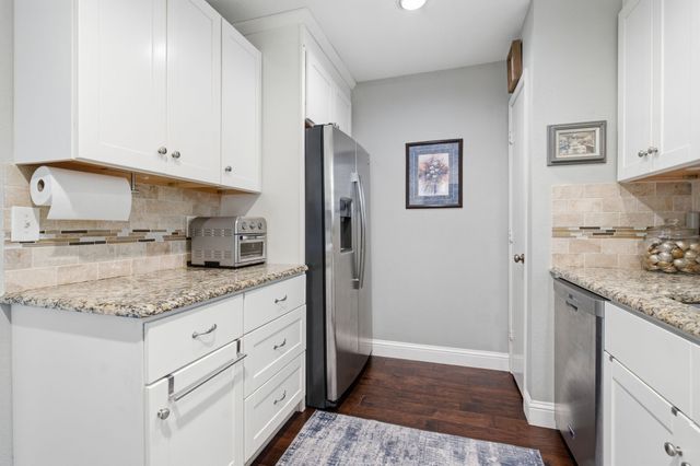 1554 Waterford Drive, Lewisville, TX 75077