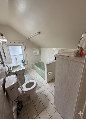 1629 West BOULEVARD, Racine, WI 53405