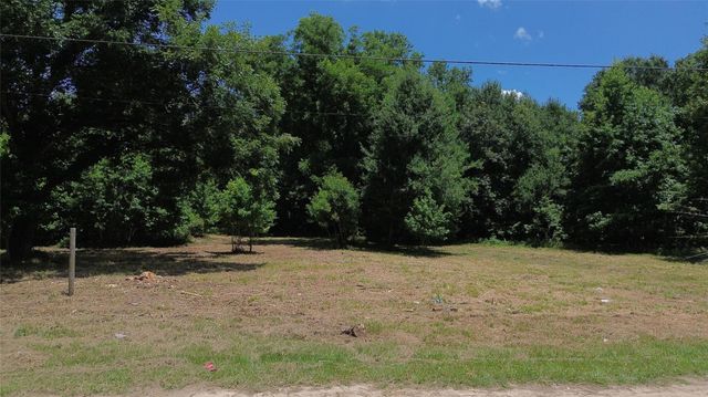 40 Private Road 6444, Dayton, TX 77535