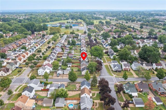 8906 Behrwald Avenue, Brooklyn, OH 44144