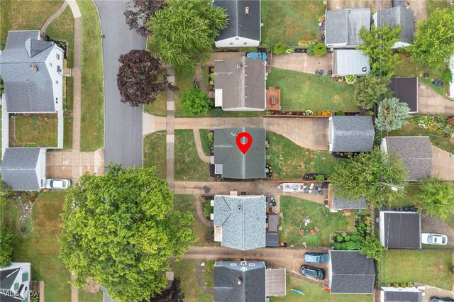 8906 Behrwald Avenue, Brooklyn, OH 44144