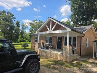 10226 HARWOOD Lane, Charlotte, NC 28214