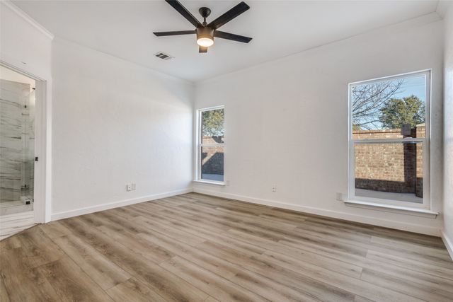 1800 Hyde Park Court, Flower Mound, TX 75028